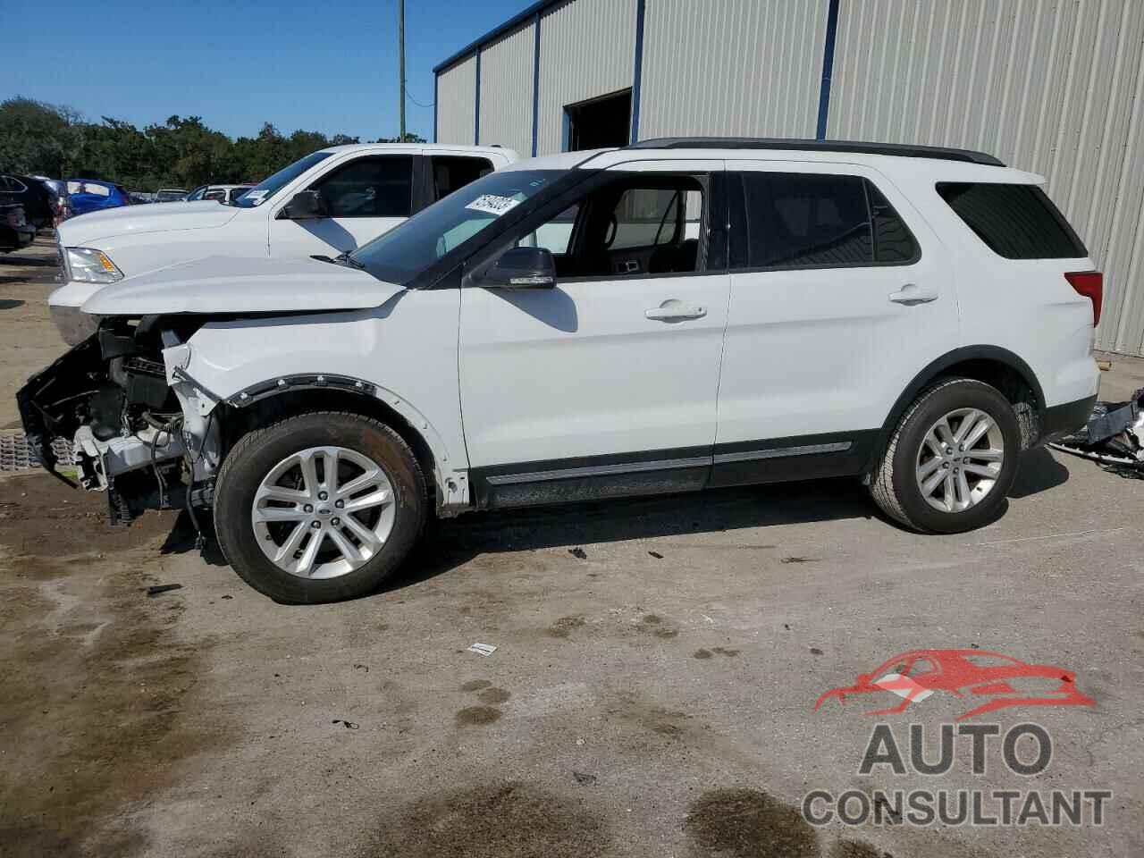 FORD EXPLORER 2017 - 1FM5K7D81HGD38952