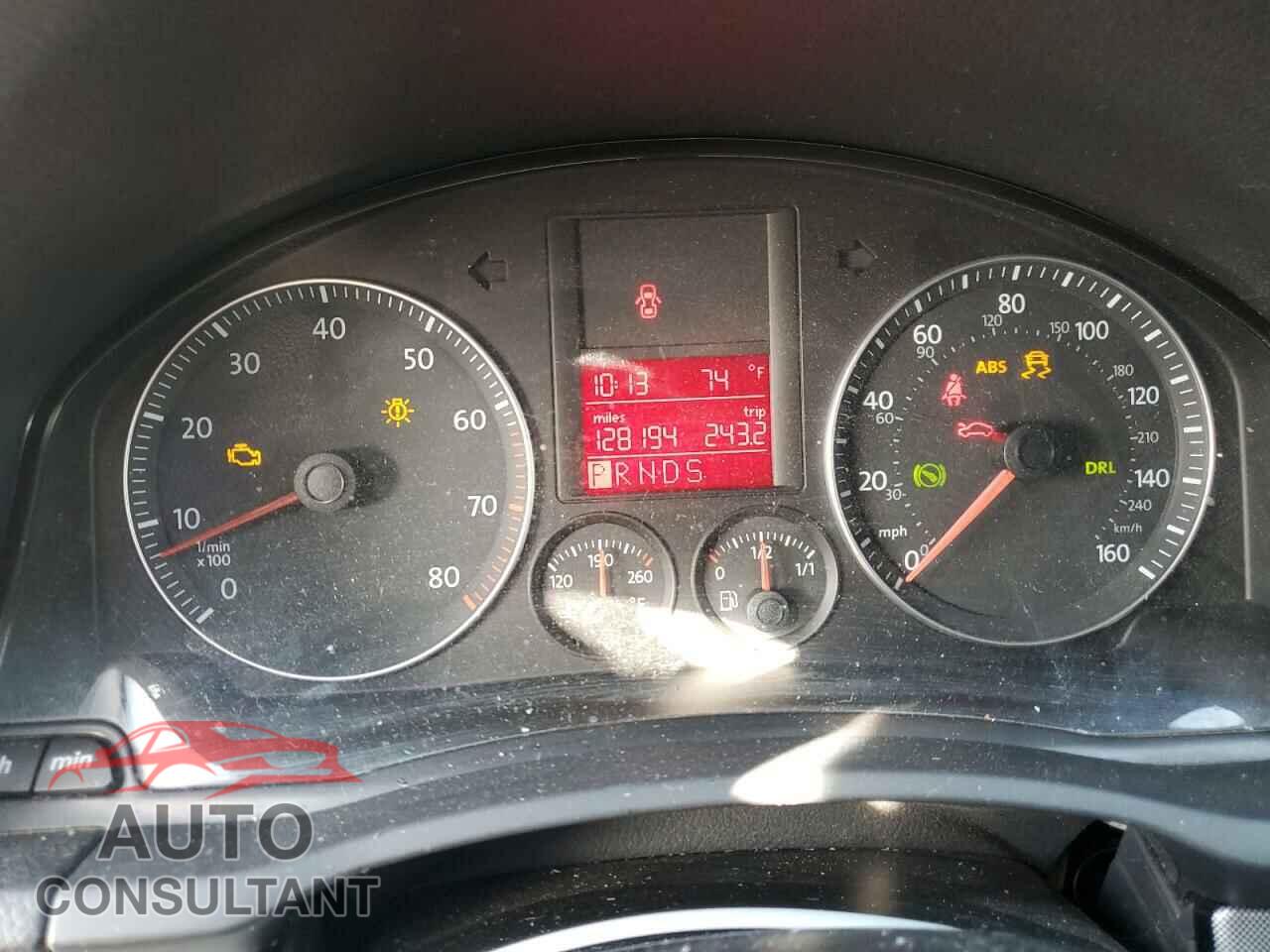 VOLKSWAGEN JETTA 2009 - 3VWRM71K29M063306