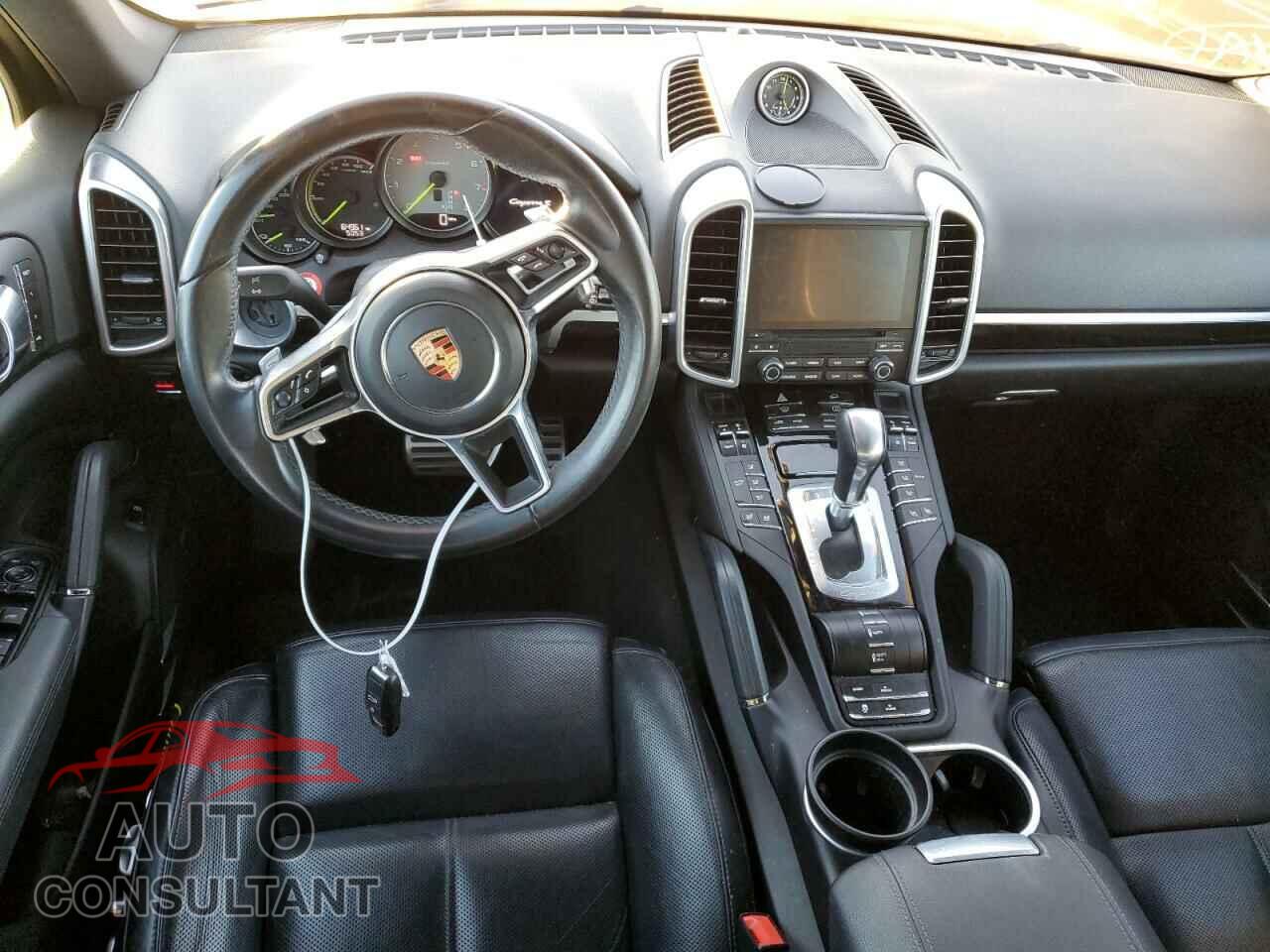 PORSCHE CAYENNE 2017 - WP1AE2A25HLA72032