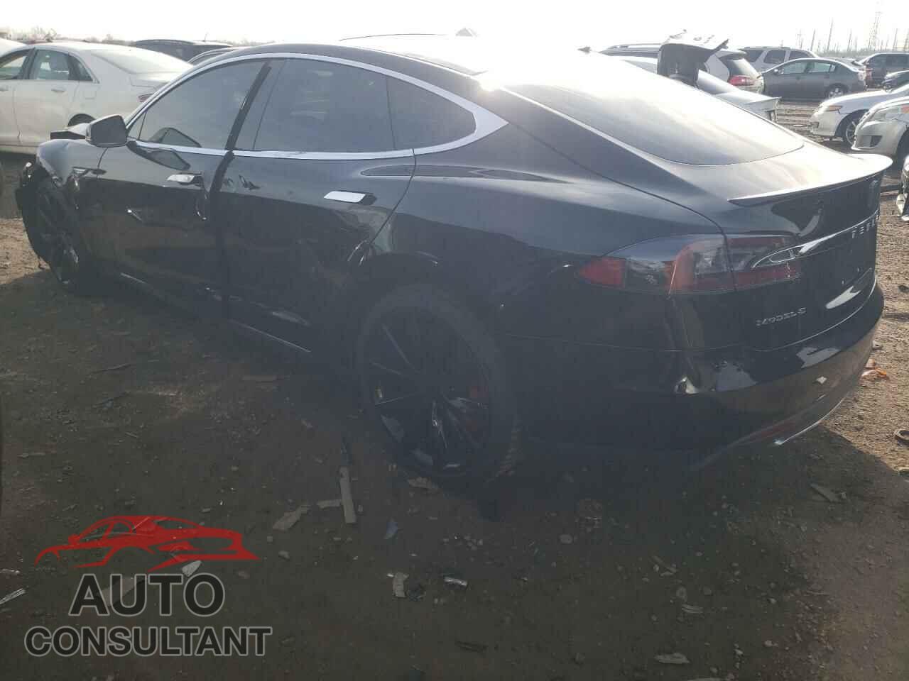 TESLA MODEL S 2015 - 5YJSA1E42FF116351