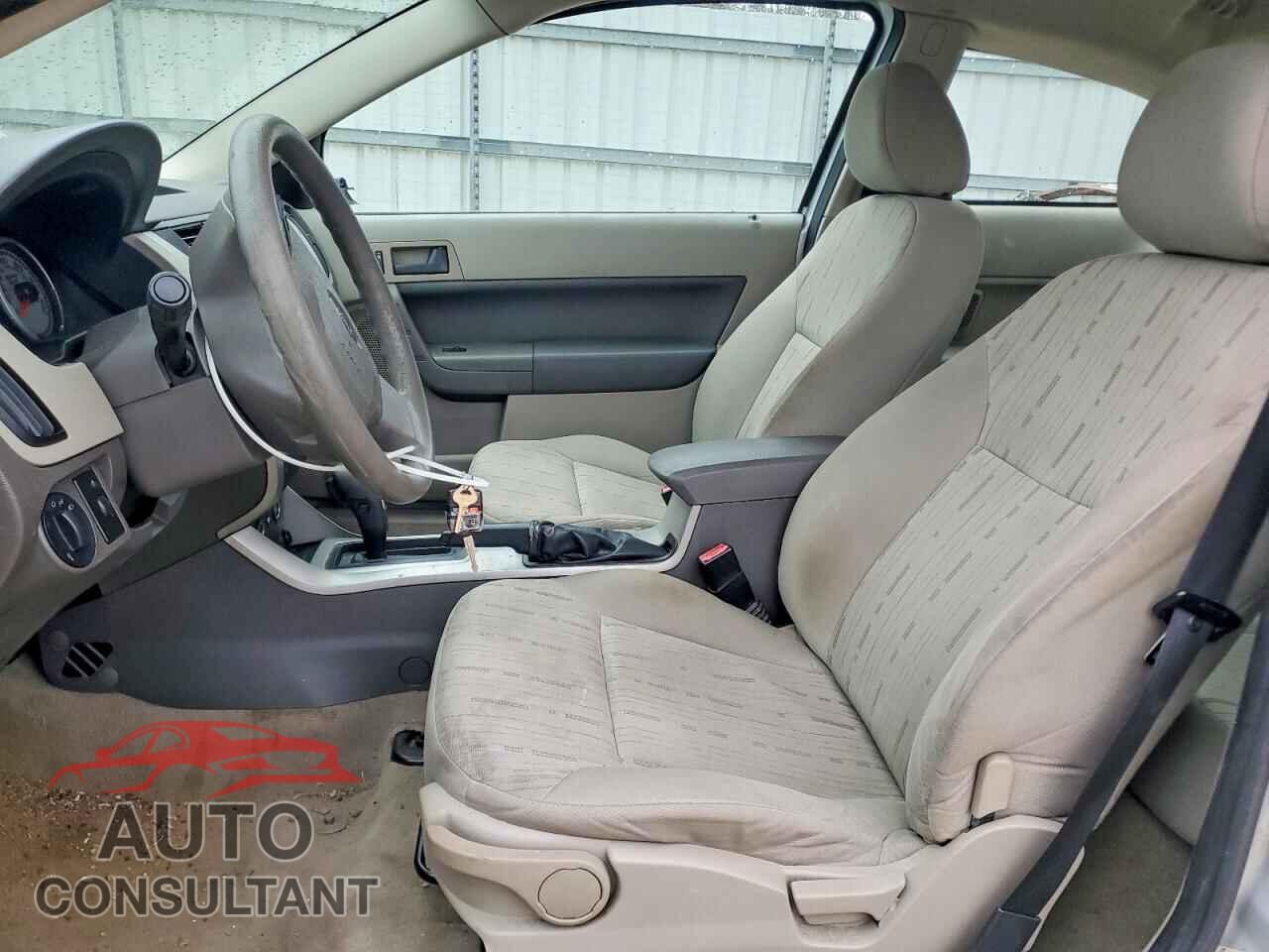 FORD FOCUS 2010 - 1FAHP3CN0AW176803