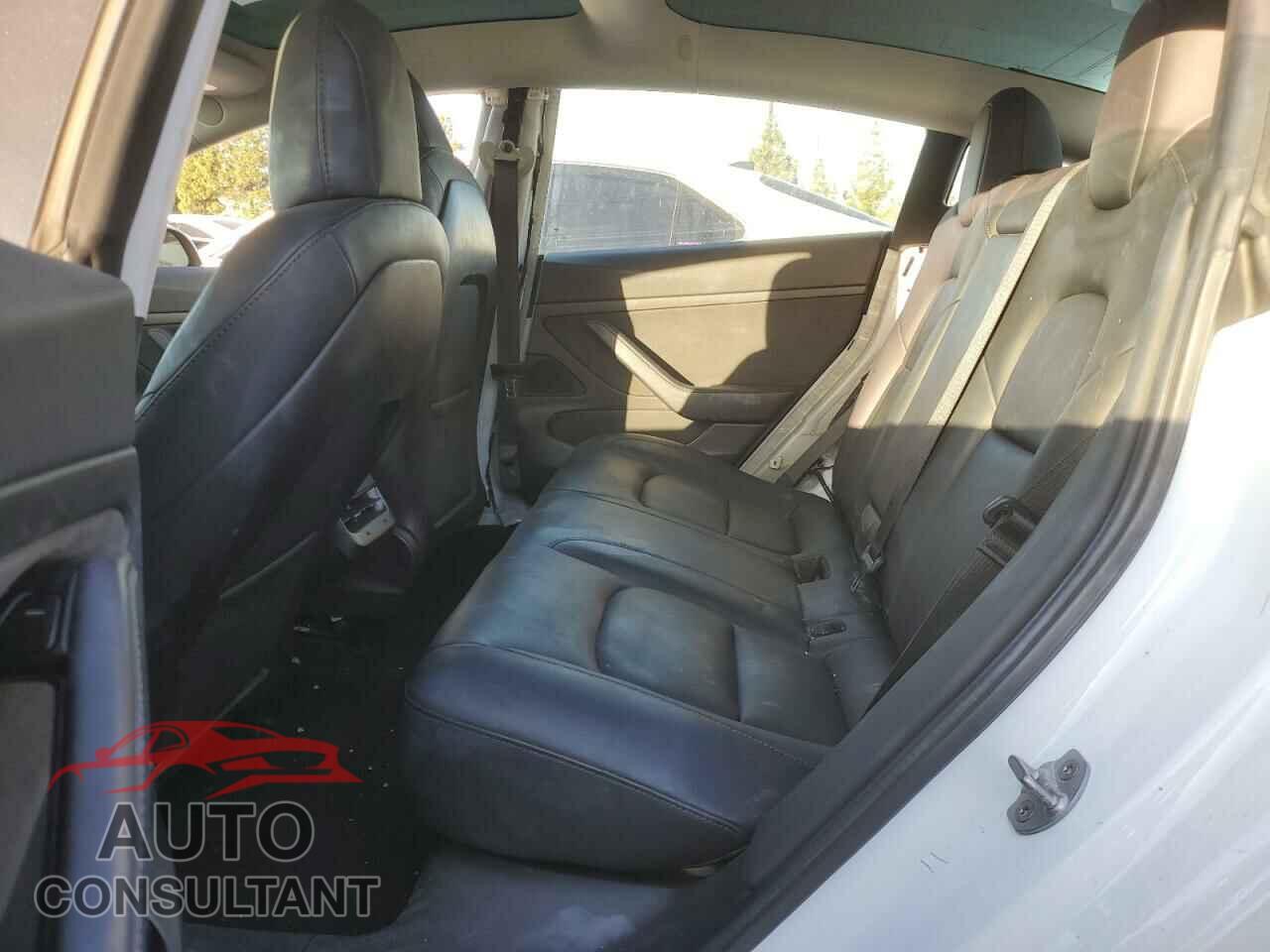TESLA MODEL 3 2020 - 5YJ3E1EA9LF633236