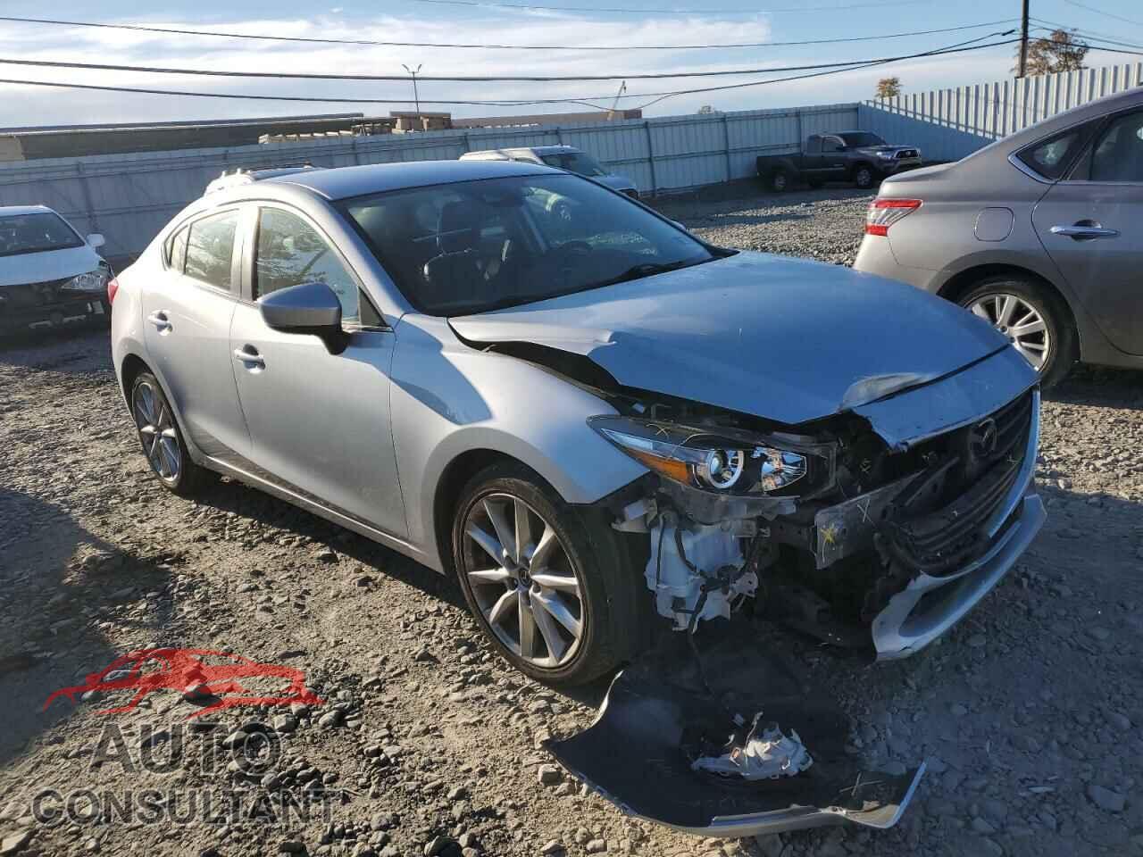 MAZDA 3 2017 - 3MZBN1V79HM146750