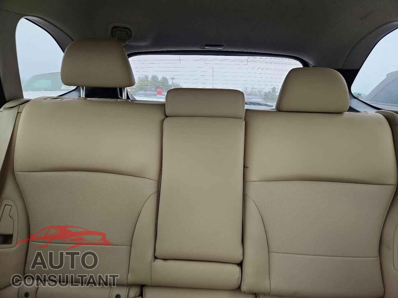 SUBARU OUTBACK 2017 - 4S4BSANC9H3301609
