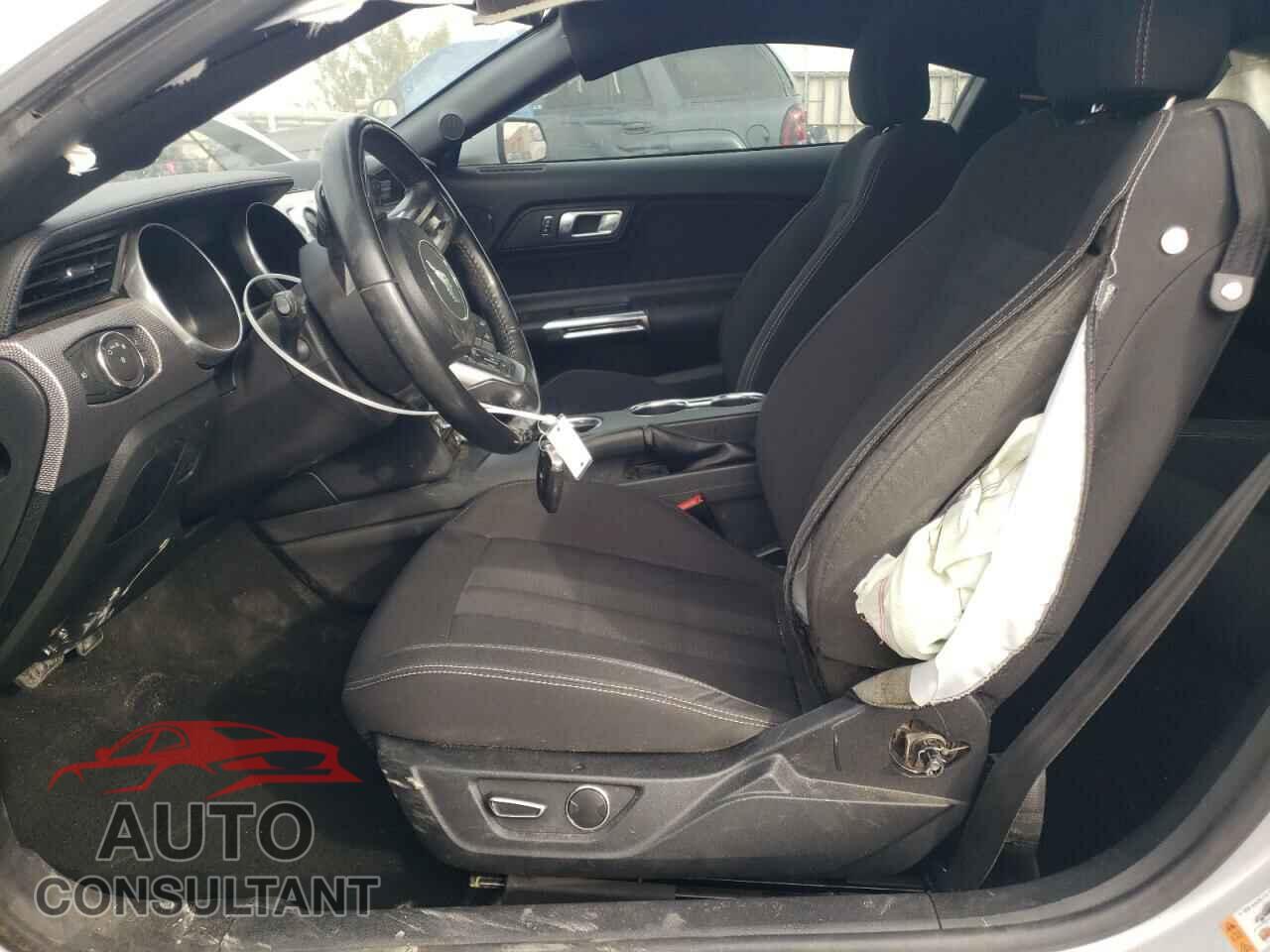 FORD MUSTANG 2019 - 1FA6P8CF4K5153965