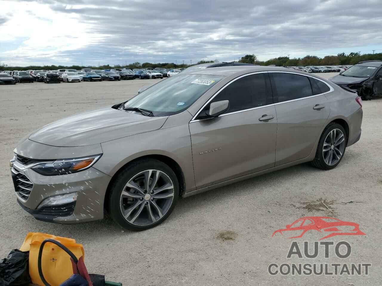 CHEVROLET MALIBU 2022 - 1G1ZD5ST9NF113524