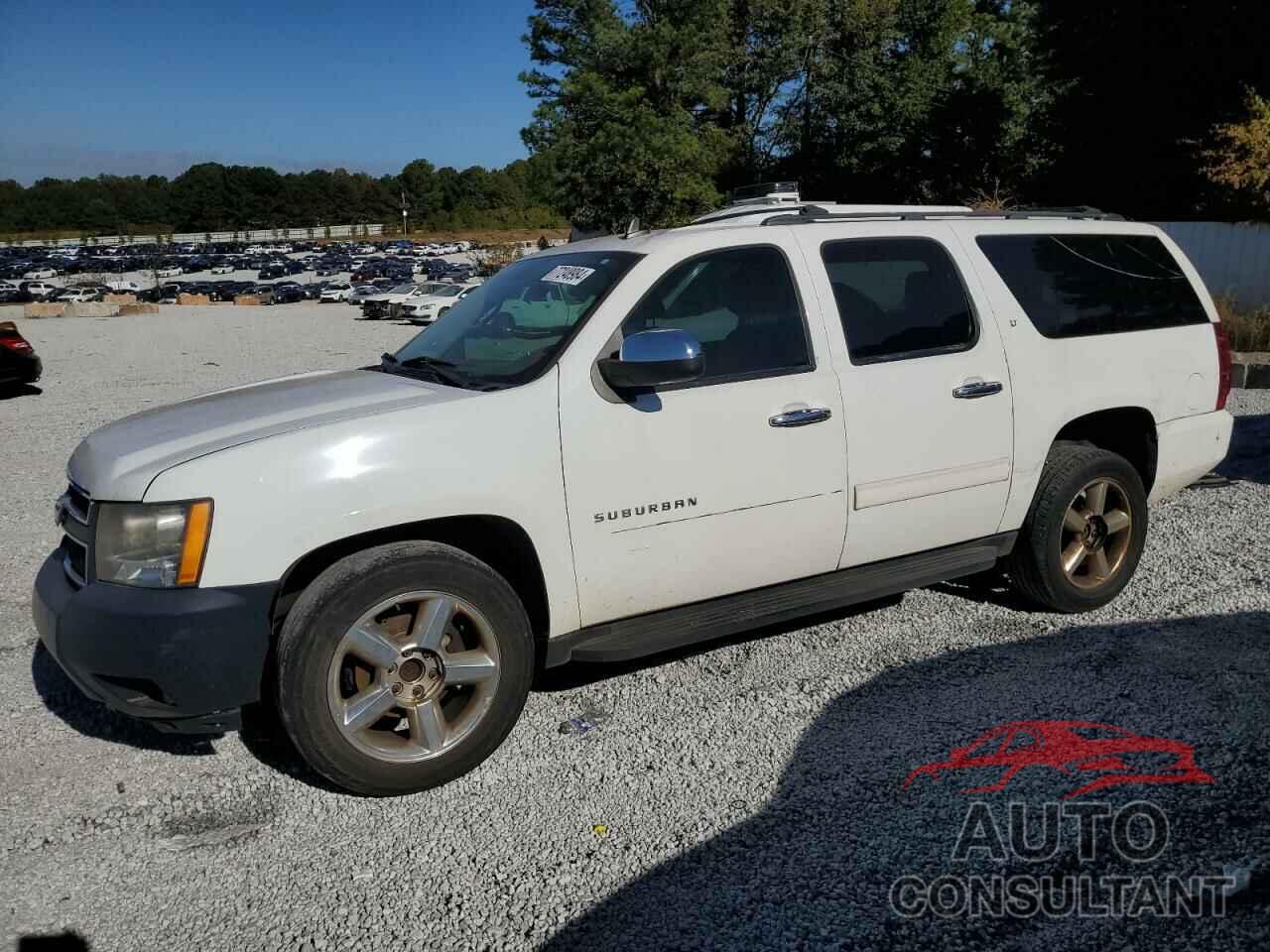 CHEVROLET SUBURBAN 2011 - 1GNSCJE00BR264551