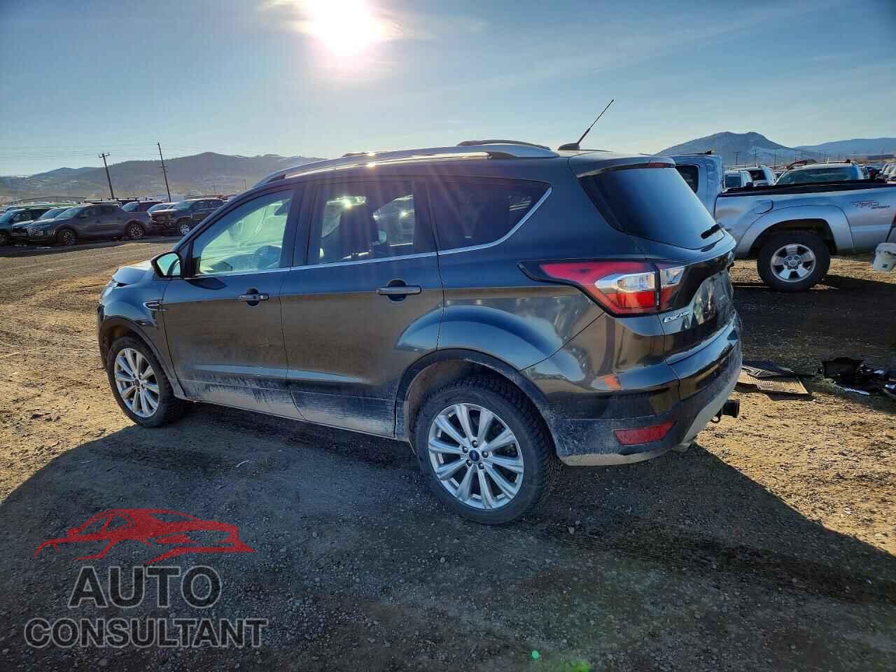 FORD ESCAPE 2017 - 1FMCU9J95HUB25076