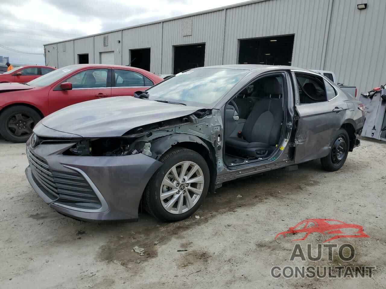 TOYOTA CAMRY 2024 - 4T1C11AK7RU199341
