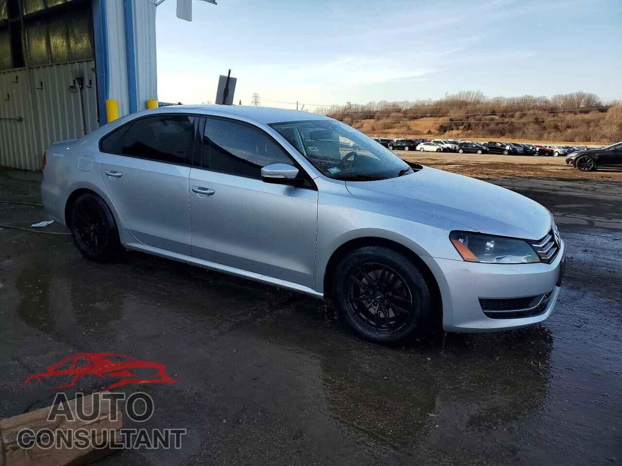 VOLKSWAGEN PASSAT 2014 - 1VWAP7A32EC005401