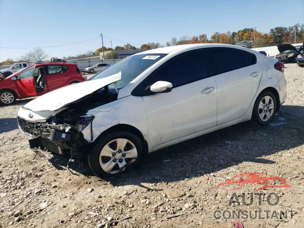 KIA FORTE 2018 - 3KPFK4A77JE254613