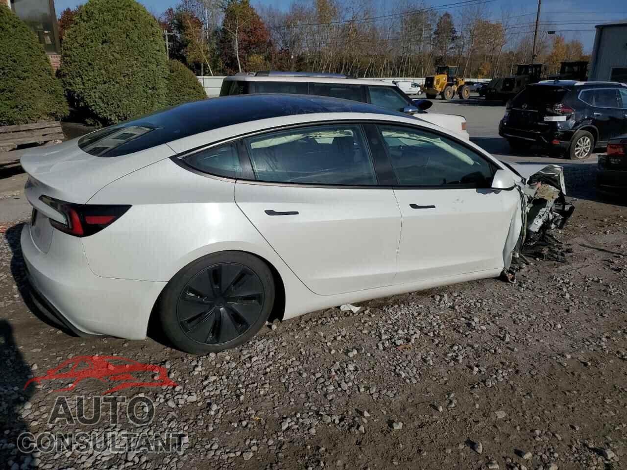 TESLA MODEL 3 2024 - 5YJ3E1EA4RF746763