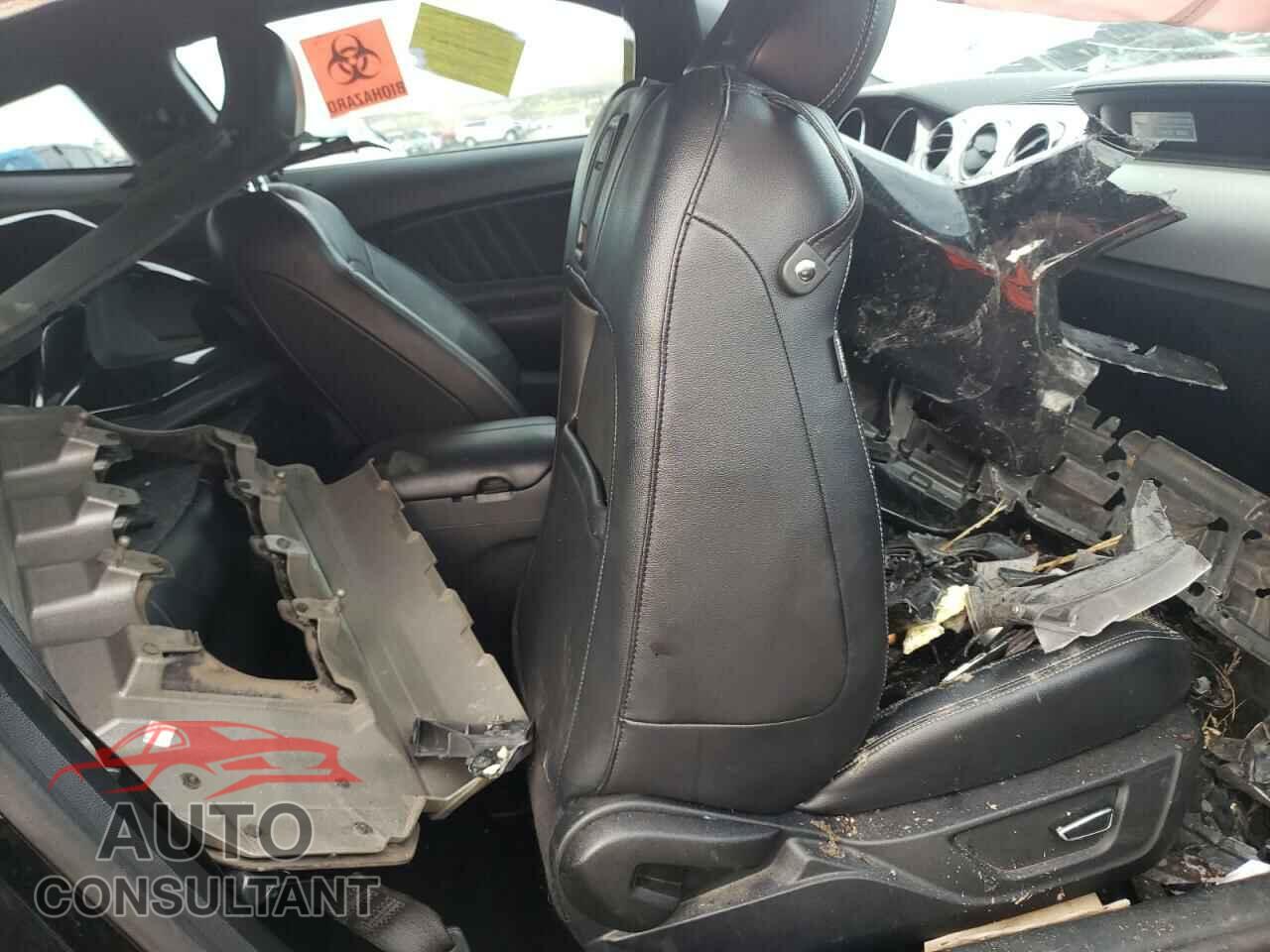 FORD MUSTANG 2015 - 1FA6P8CF3F5418574