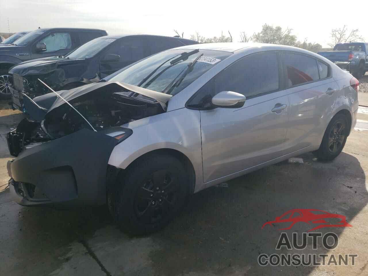 KIA FORTE 2017 - 3KPFK4A72HE136026