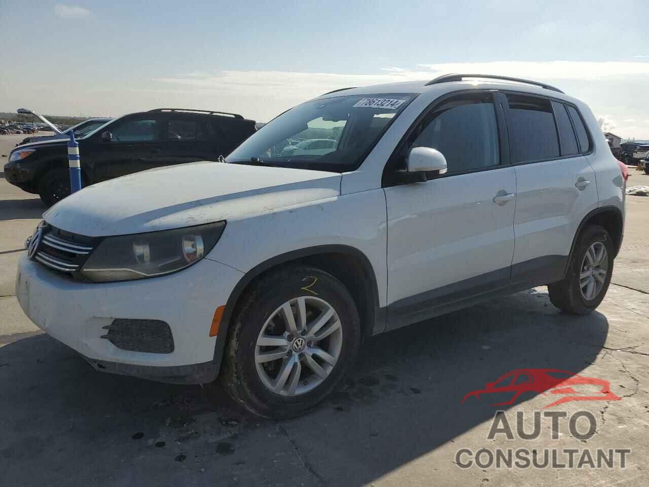 VOLKSWAGEN TIGUAN 2017 - WVGAV7AX6HK025264