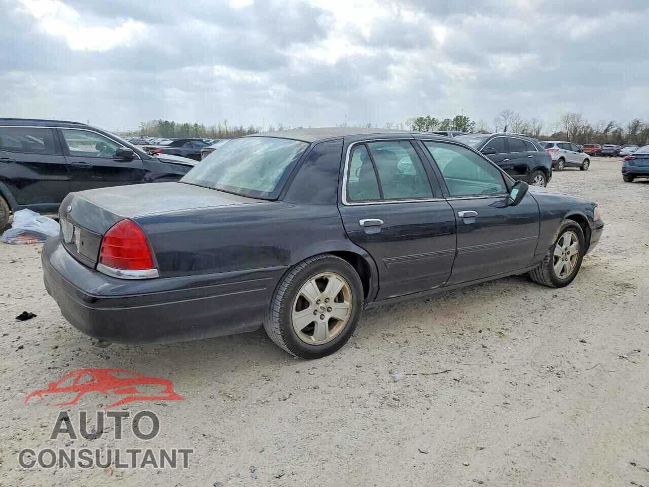FORD CROWN VIC 2011 - 2FABP7EV4BX146199