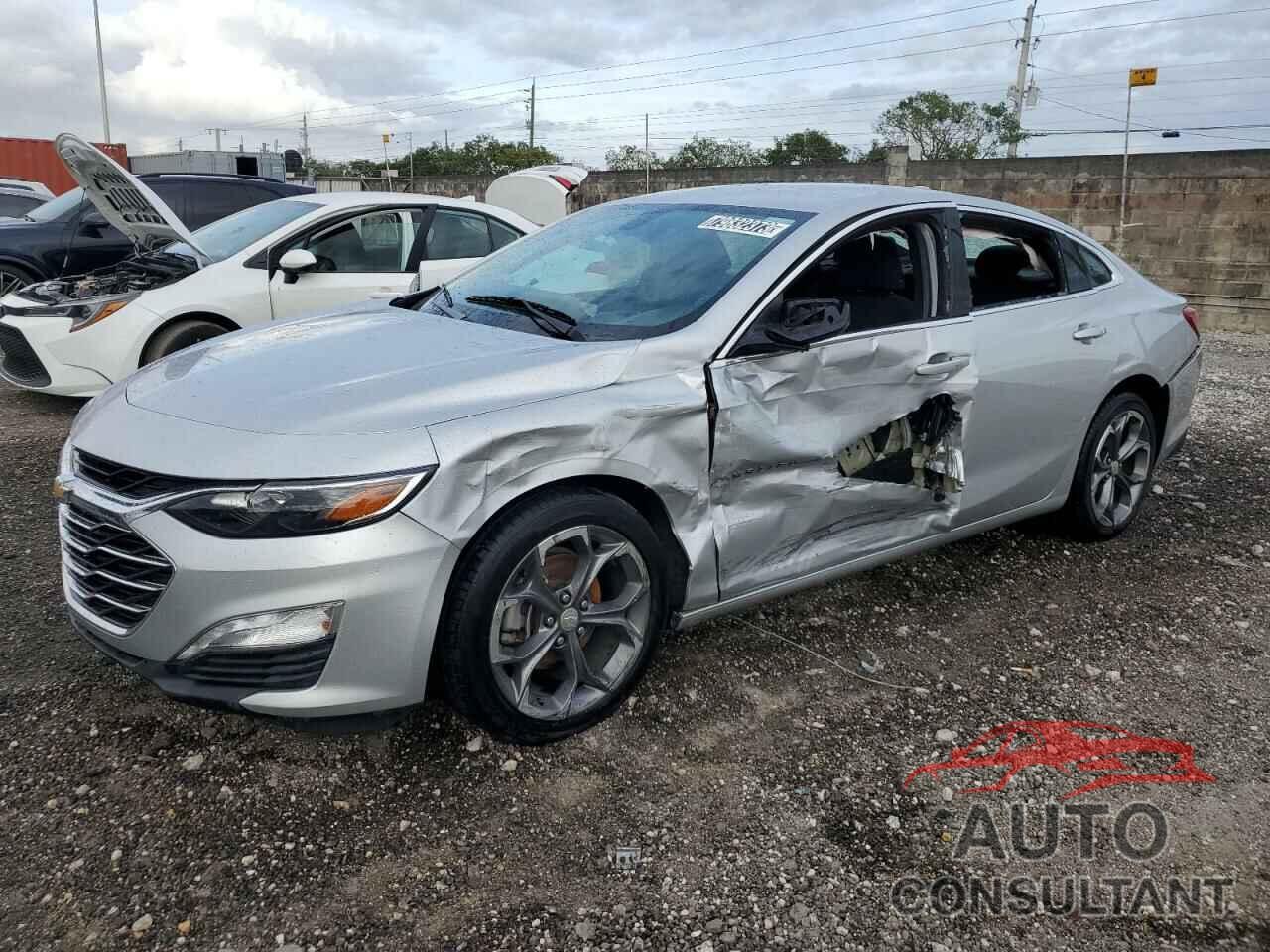 CHEVROLET MALIBU 2020 - 1G1ZD5ST3LF111216