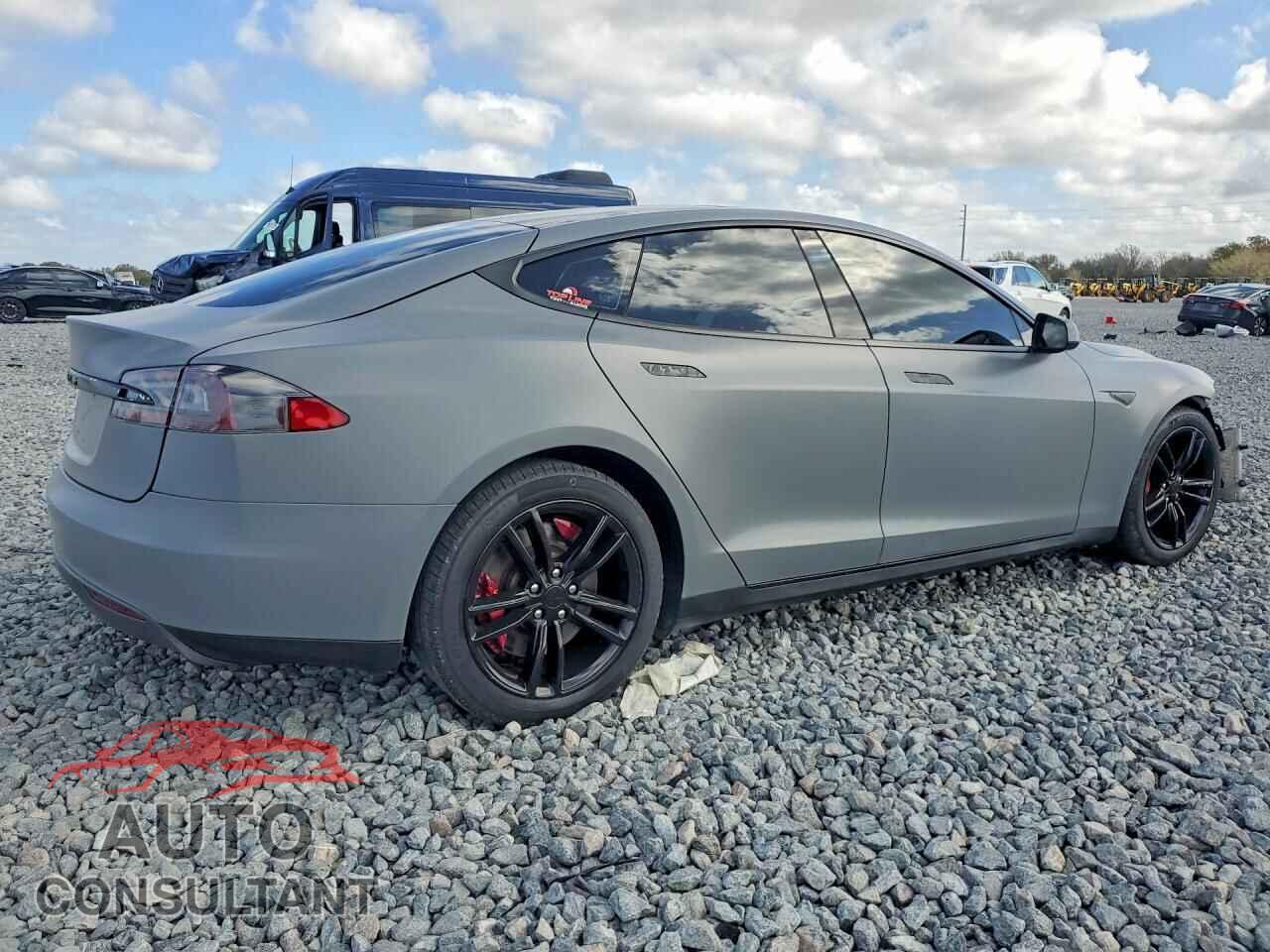 TESLA MODEL S 2016 - 5YJSA1E2XGF130191