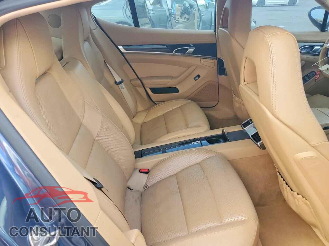PORSCHE PANAMERA 2014 - WP0AA2A76EL010496