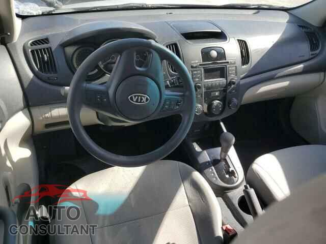 KIA FORTE 2010 - KNAFT4A2XA5057171