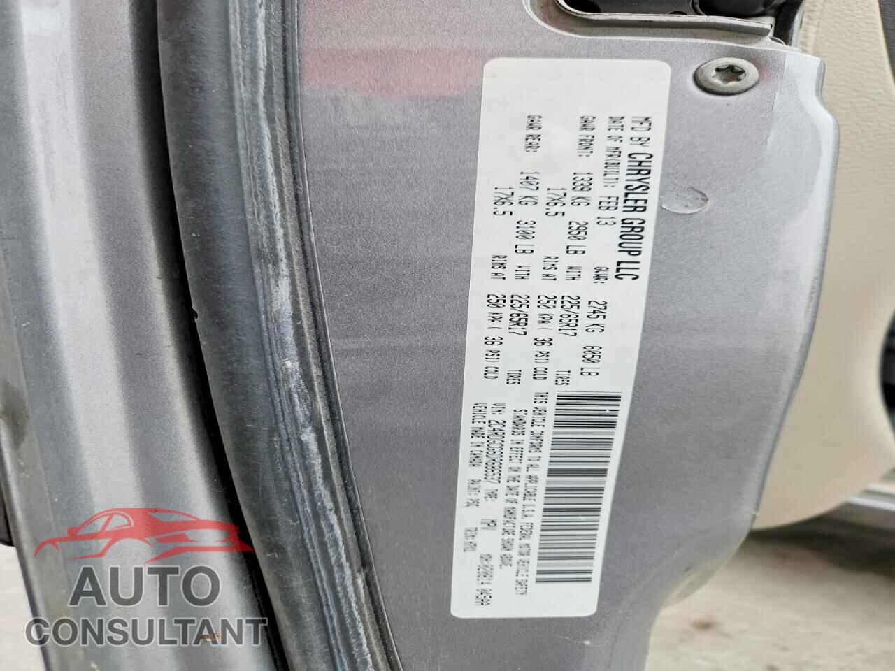 DODGE CARAVAN 2013 - 2C4RDGCG6DR686537