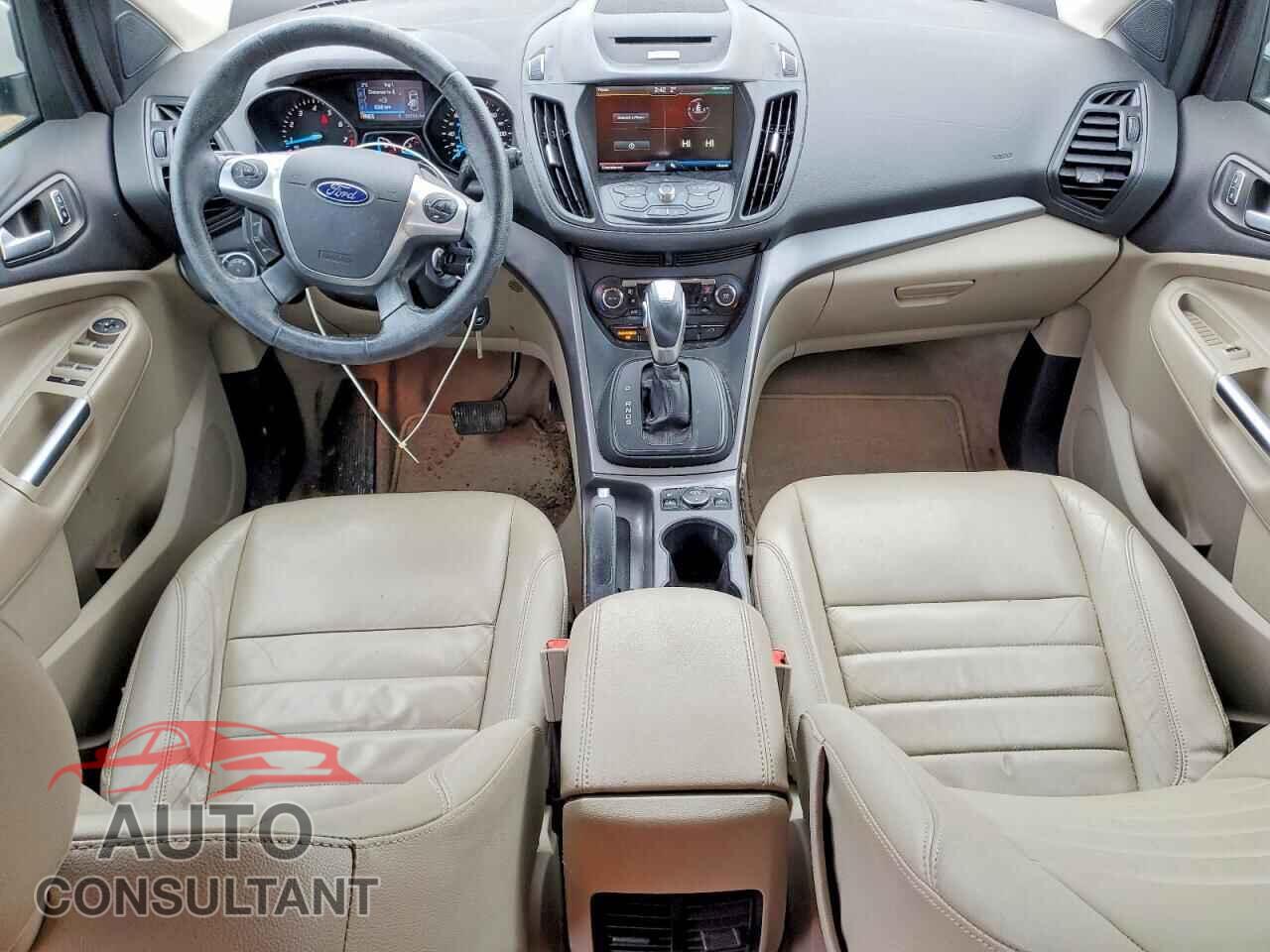 FORD ESCAPE 2015 - 1FMCU9G90FUC45596