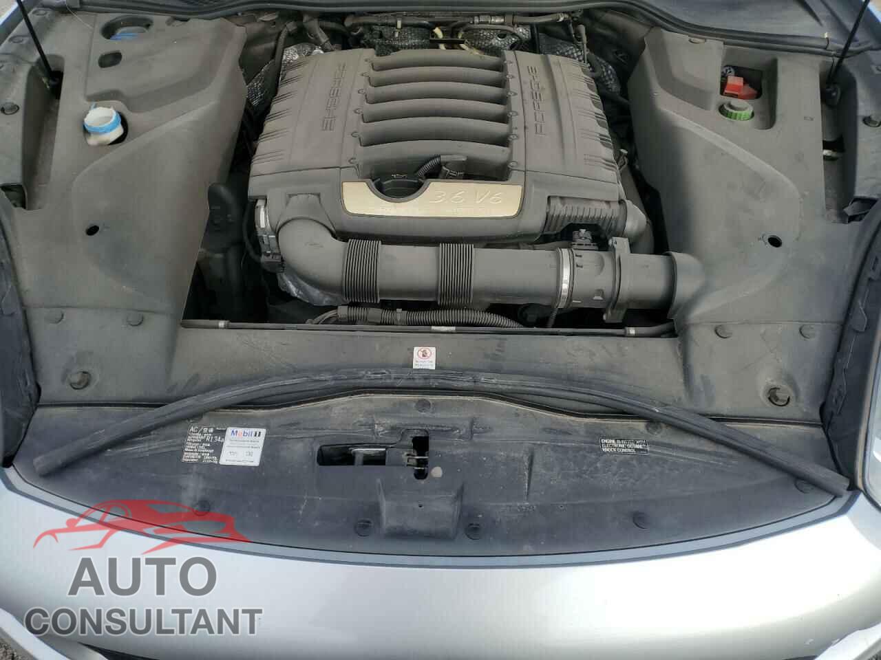PORSCHE CAYENNE 2016 - WP1AA2A20GKA15799