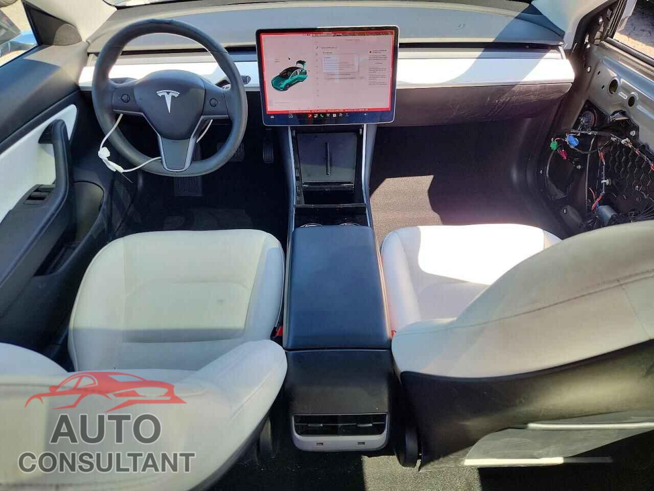 TESLA MODEL 3 2019 - 5YJ3E1EBXKF450418