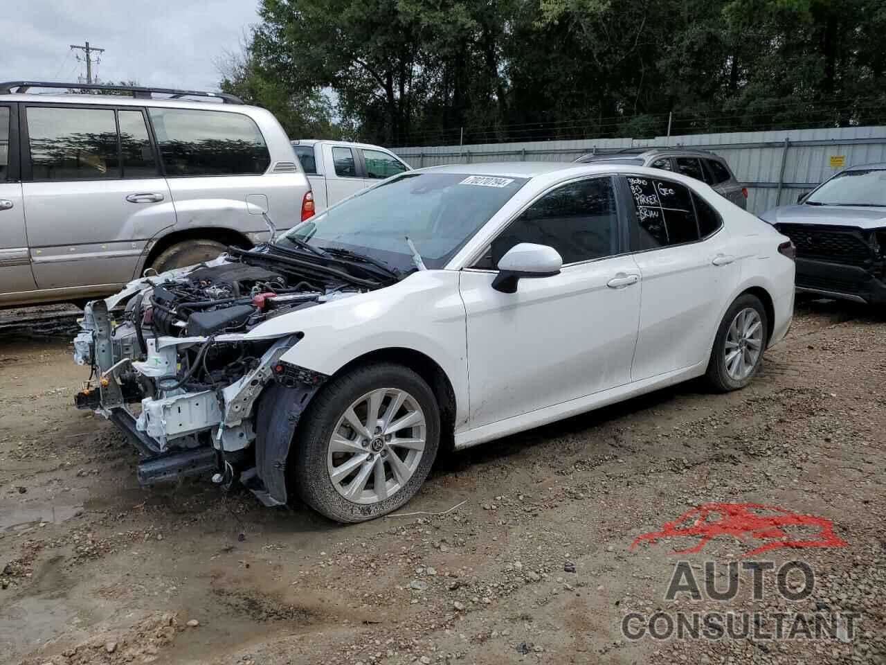 TOYOTA CAMRY 2022 - 4T1C11AKXNU669890