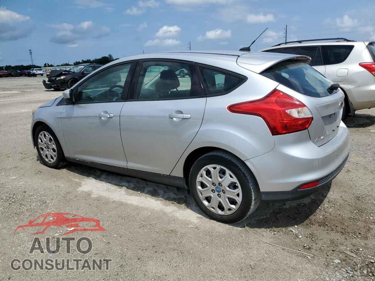 FORD FOCUS 2012 - 1FAHP3K26CL283236