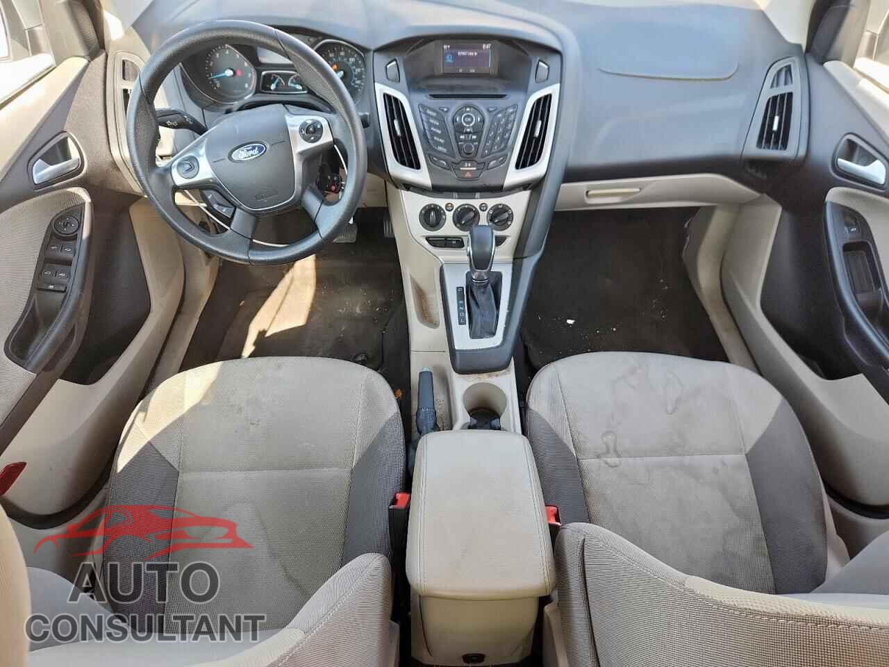 FORD FOCUS 2014 - 1FADP3F21EL393588