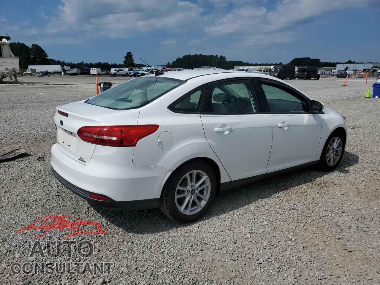 FORD FOCUS 2015 - 1FADP3F27FL247066