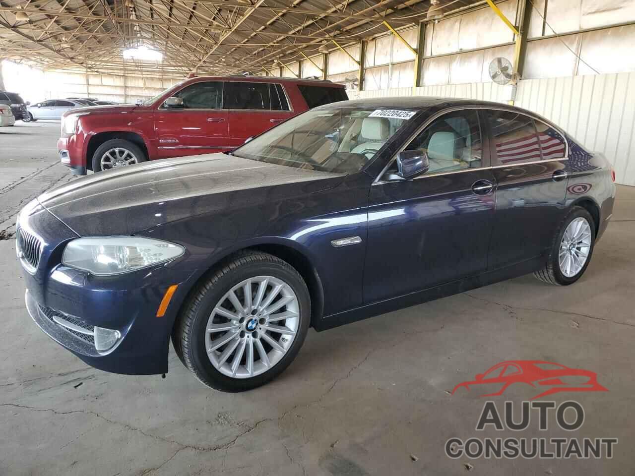 BMW 5 SERIES 2013 - WBAFR7C58DC825219