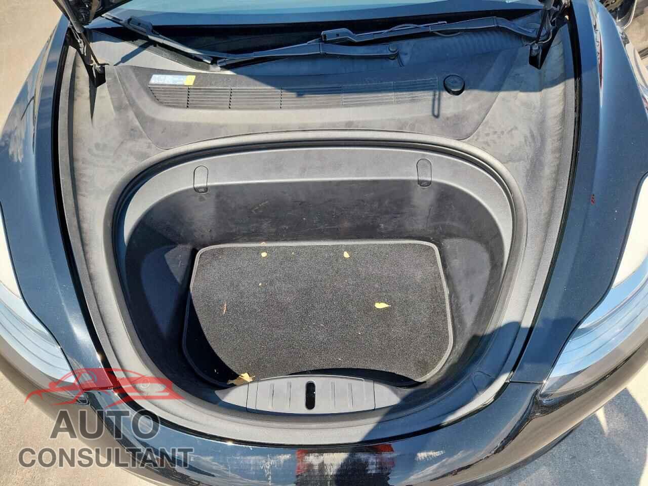 TESLA MODEL 3 2018 - 5YJ3E1EA3JF042414