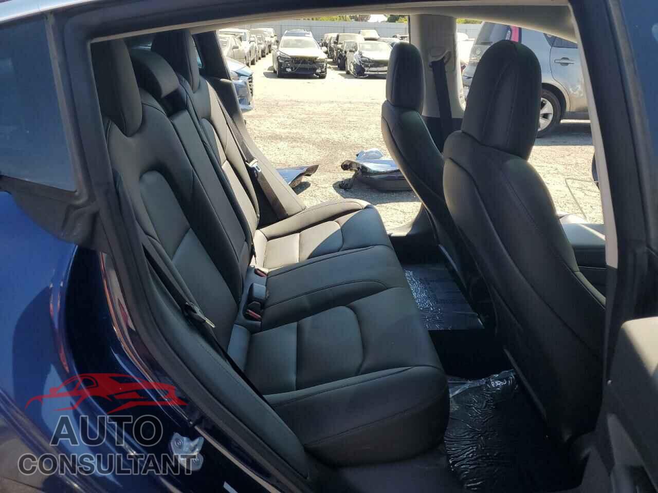 TESLA MODEL 3 2018 - 5YJ3E1EB4JF120370