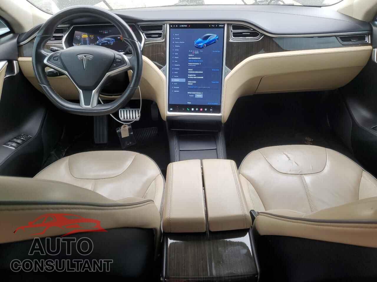 TESLA MODEL S 2013 - 5YJSA1DP2DFP11757