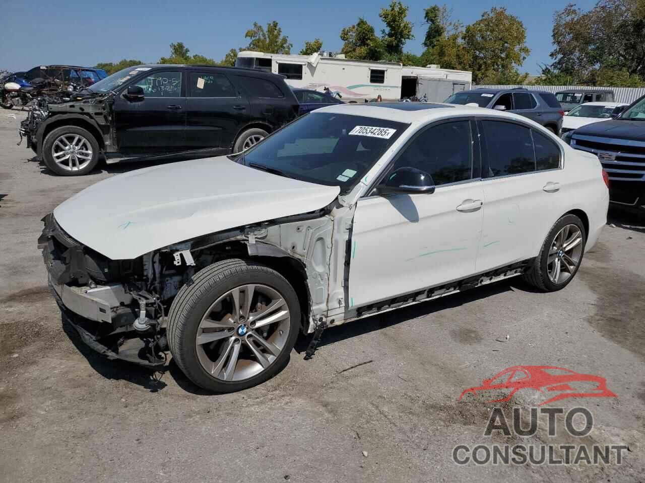 BMW 3 SERIES 2015 - WBA3B9C53FF589731