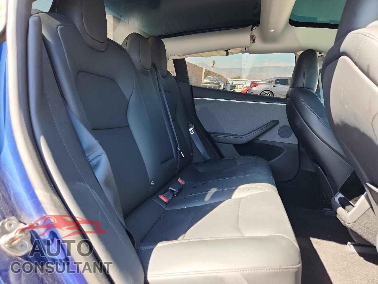 TESLA MODEL 3 2024 - 5YJ3E1EA7RF739256