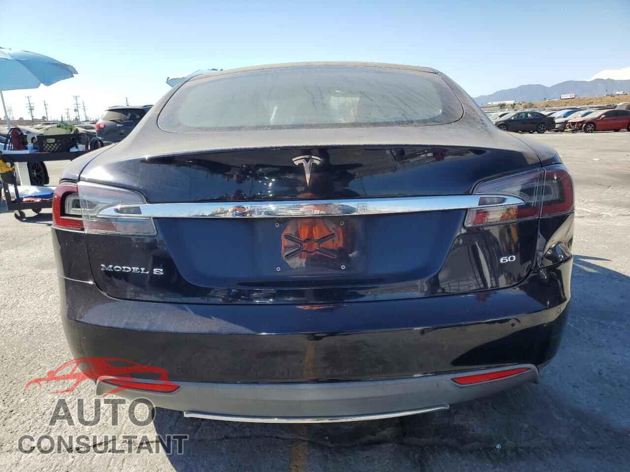 TESLA MODEL S 2014 - 5YJSA1S1XEFP62150