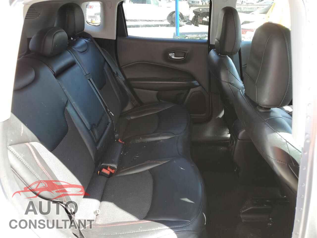 JEEP COMPASS 2020 - 3C4NJDDB2LT184435