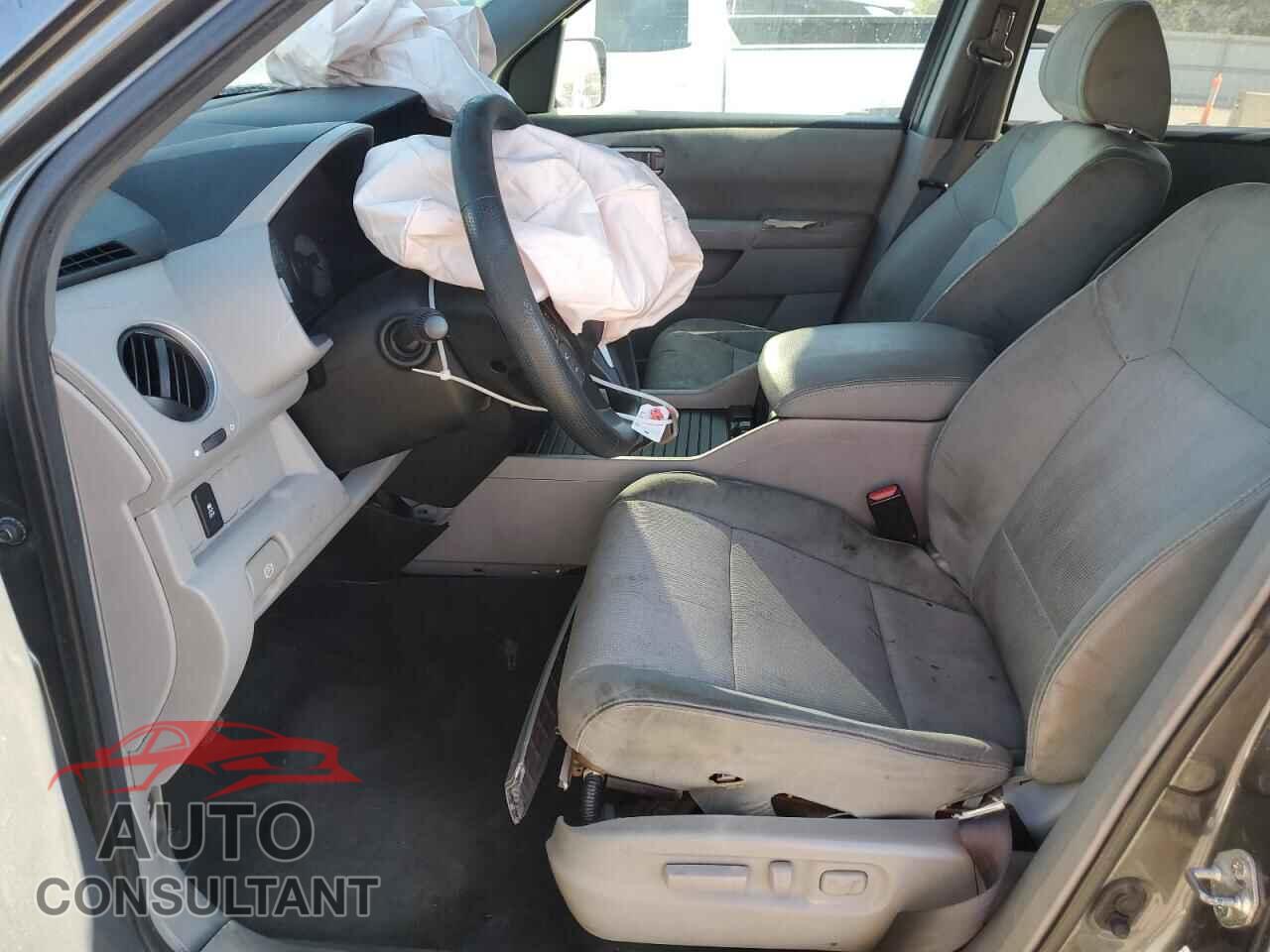 HONDA PILOT 2012 - 5FNYF4H48CB058153