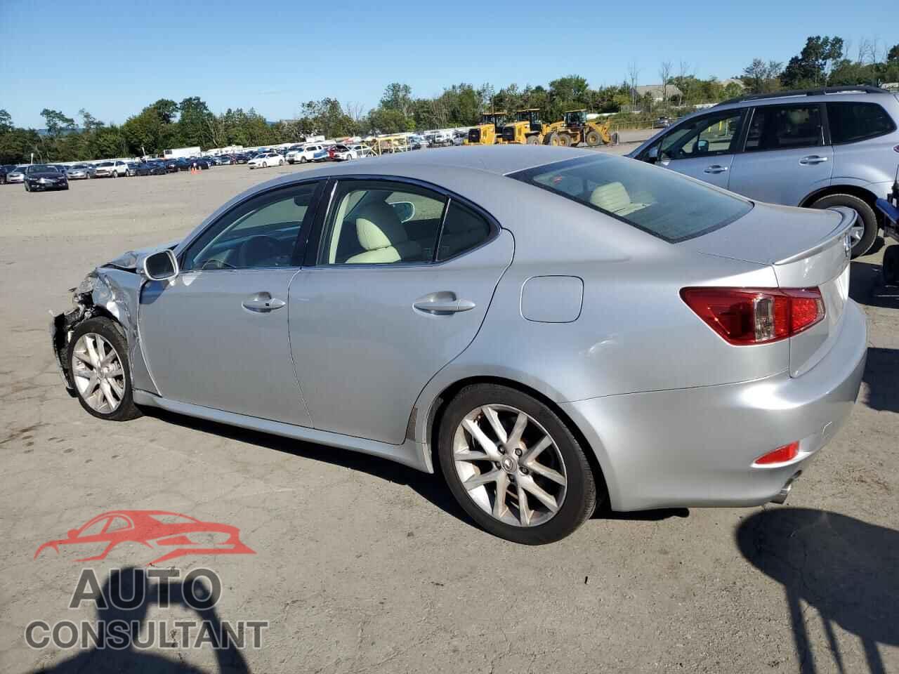 LEXUS IS 2011 - JTHBF5C27B5134803