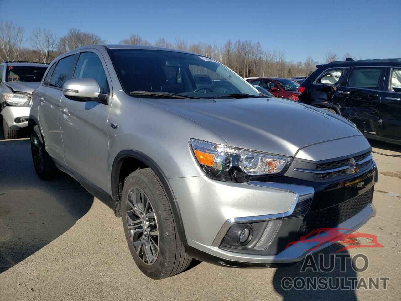 MITSUBISHI OUTLANDER 2019 - JA4AR3AU8KU020192