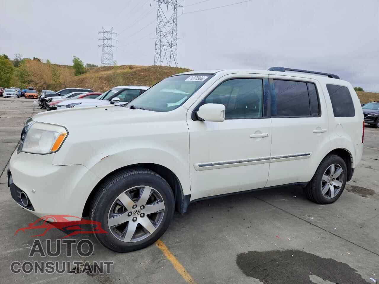 HONDA PILOT 2013 - 5FNYF4H98DB045318