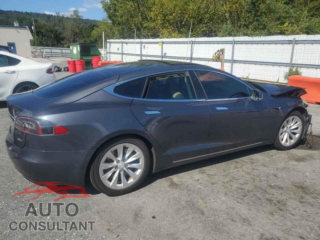 TESLA MODEL S 2017 - 5YJSA1E23HF204729
