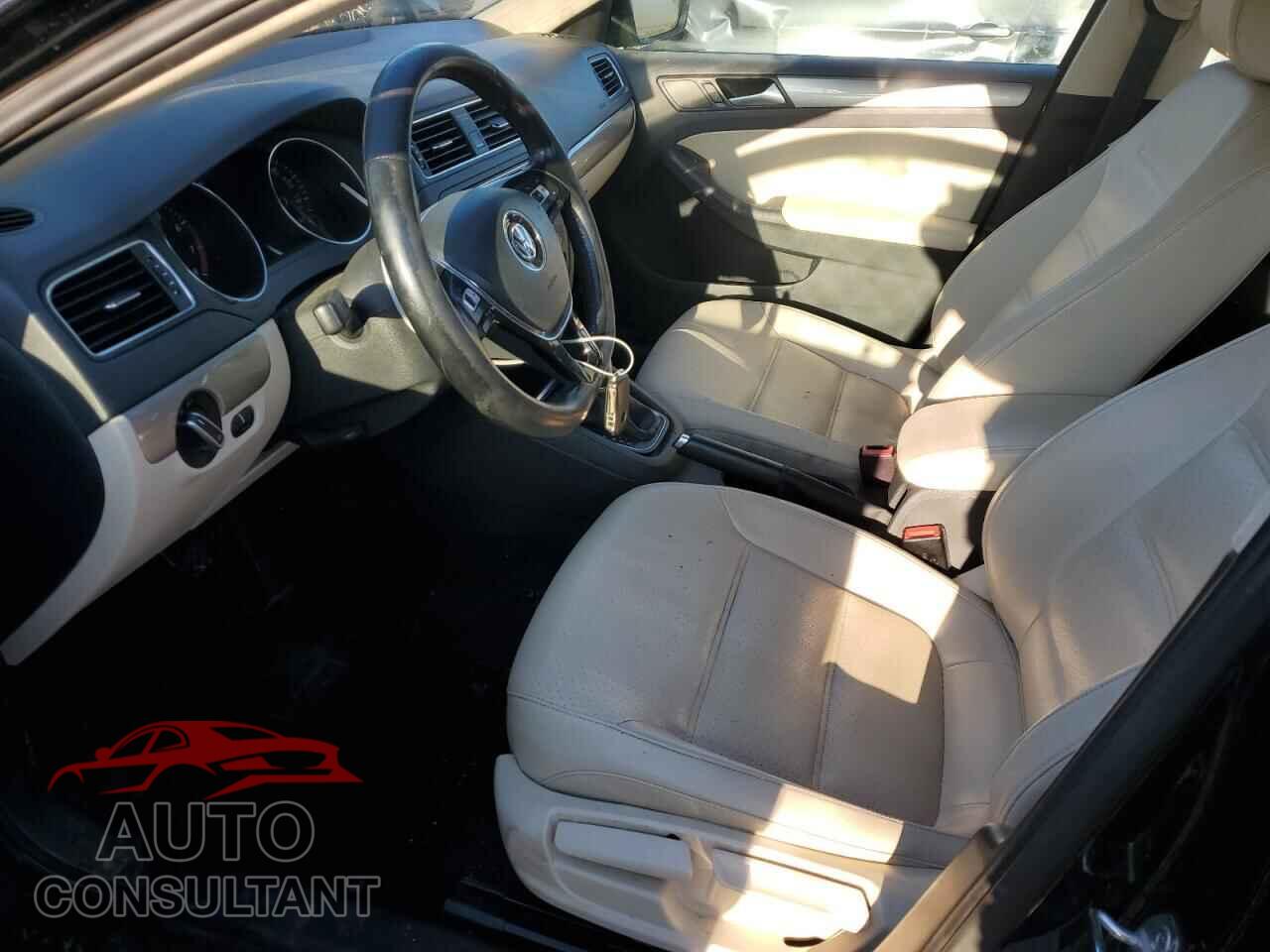 VOLKSWAGEN JETTA 2017 - 3VWDB7AJ0HM396741