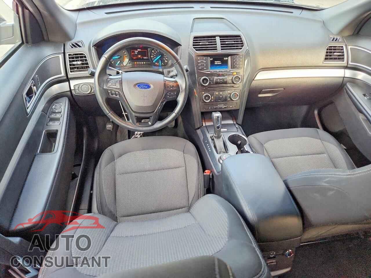 FORD EXPLORER 2017 - 1FM5K8D80HGD50354