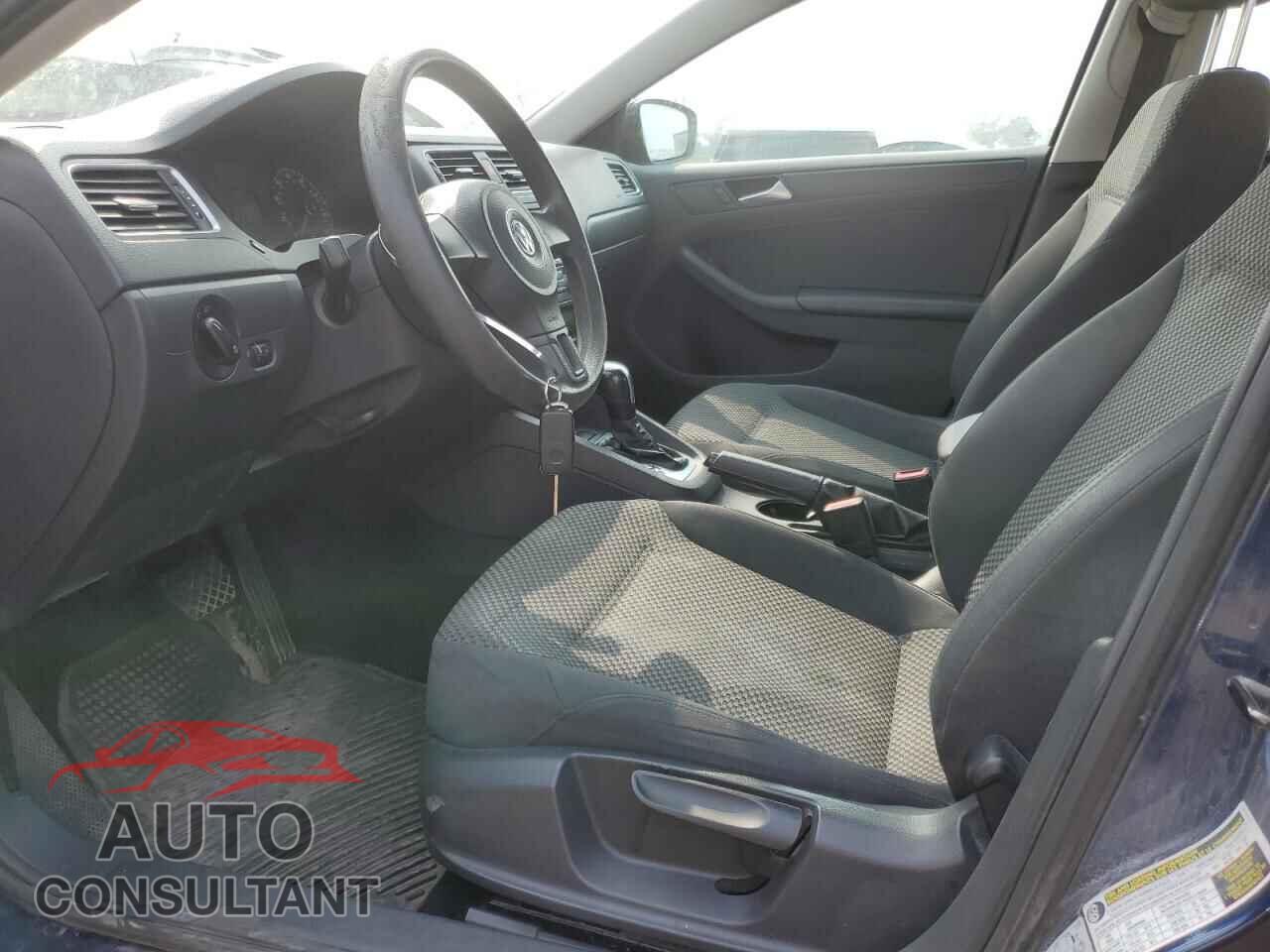 VOLKSWAGEN JETTA 2013 - 3VW2K7AJ1DM281101
