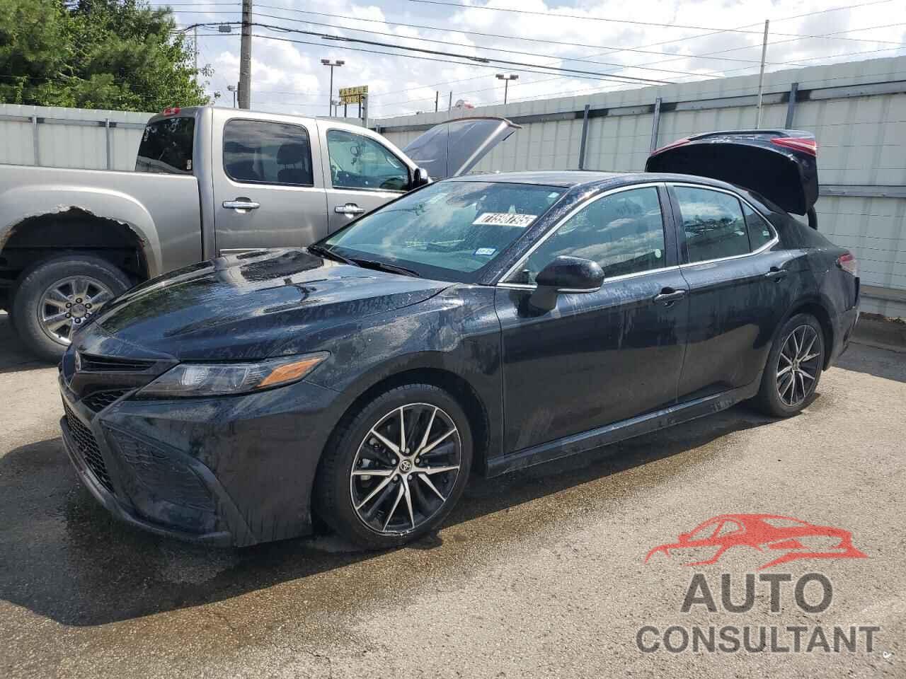 TOYOTA CAMRY 2024 - 4T1G11AKXRU902948