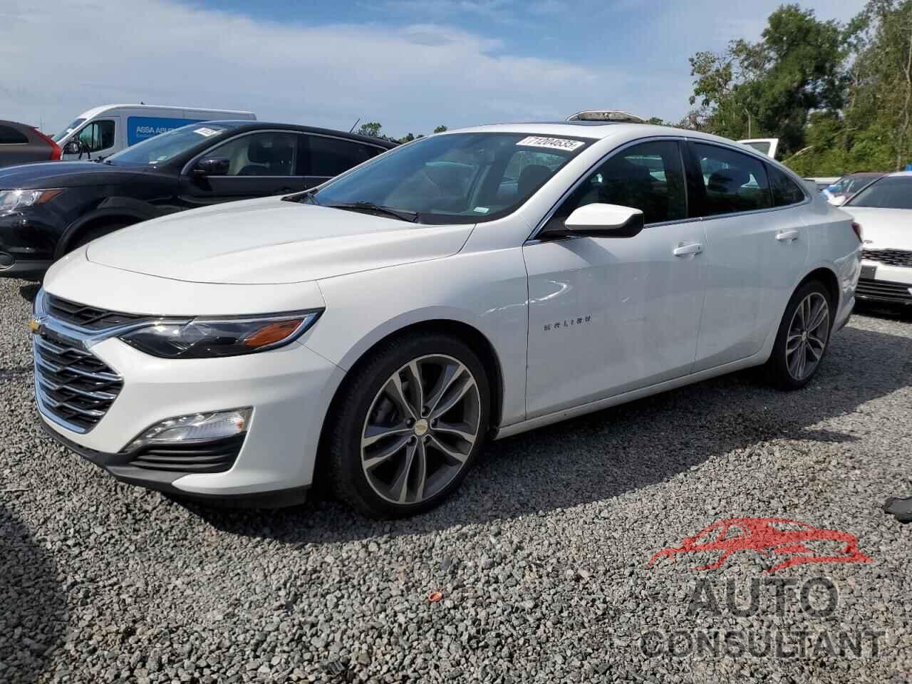 CHEVROLET MALIBU 2021 - 1G1ZD5ST4MF067020